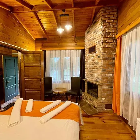 Inn Pleasant Surrounded By Nature In Karamursel, Kocaeli *